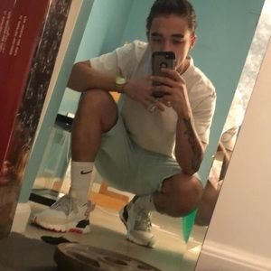 Meet your Posher, Brandon